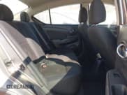 ✅ 2013 Nissan Versa S Plus • VIN: 3N1CN7AP3DL892162 • Lot: 42831545. Wystawiony na IAAI z przebiegiem 150 232 mil. Bezpłatny archiwum sprzedaży aukcyjnych z USA i szczegółowy raport historii pojazdu na DreamBid. Zdjęcie 8.