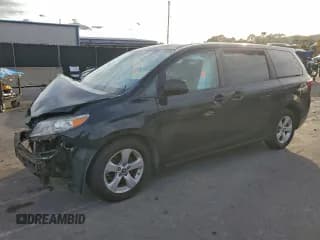 ✅ 2020 Toyota Sienna L • VIN: 5TDZZ3DC0LS087449 • Lot: 94929865. Listed on Copart with 142,938 mi. Free auction sales archive from the USA and detailed vehicle history report at DreamBid. Image 1.