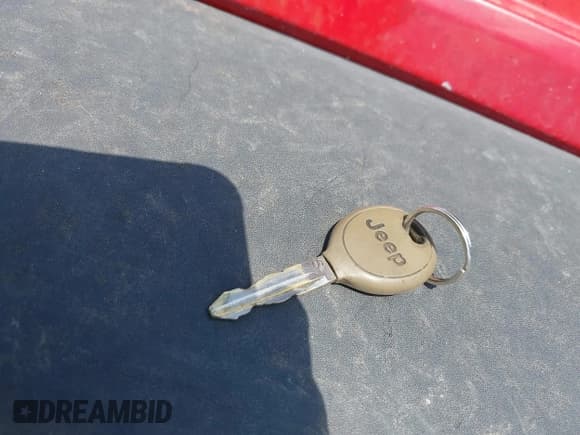 ✅ 2007 Jeep Wrangler X • VIN: 1J4GA39127L154527 • Lot: 42316655. Listed on IAAI with 126,124 mi. Free auction sales archive from the USA and detailed vehicle history report at DreamBid. Image 11.