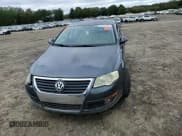 ✅ 2010 Volkswagen Passat Komfort • VIN: WVWJM9AN2AE140384 • Lot: 82783615. Wystawiony na Copart z przebiegiem 172 451 mil. Bezpłatny archiwum sprzedaży aukcyjnych z USA i szczegółowy raport historii pojazdu na DreamBid. Zdjęcie 13.