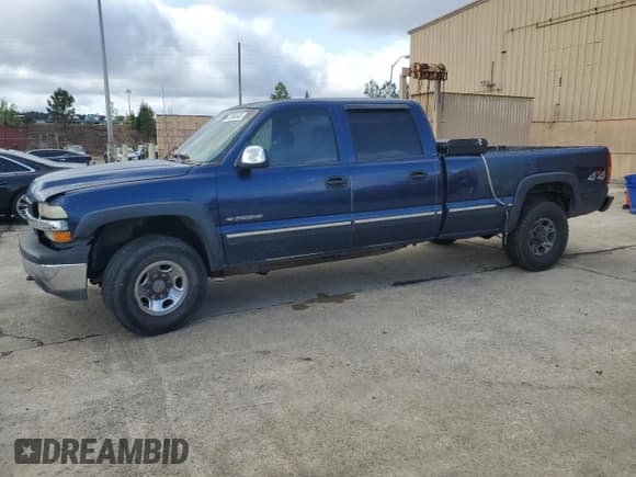 ✅ 2001 Chevrolet Silverado 2500HD LS • VIN: 1GCHK23U01F104669 • Lot: 47504345. Wystawiony na Copart z przebiegiem Nie podano. Bezpłatny archiwum sprzedaży aukcyjnych z USA i szczegółowy raport historii pojazdu na DreamBid. Zdjęcie 1.