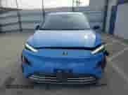 2022 Hyundai Kona Limited z VIN KM8K53AG9NU155584, wystawiony jako Copart lot #84730684 z przebiegiem 21 912 mil mil oraz Czysty tytuł • Clean title. Historia ofert i sprzedaży dostępna na DreamBid. Obrazek 5.