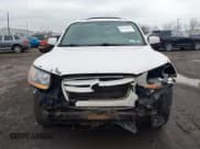 ✅ 2011 Hyundai Santa Fe Limited • VIN: 5XYZKDAG8BG088815 • Lot: 43718346. Listed on IAAI with 183,704 mi. Free auction sales archive from the USA and detailed vehicle history report at DreamBid. Image 12.