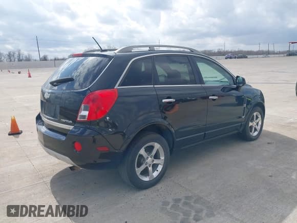 ✅ 2013 Chevrolet Captiva Sport LT • VIN: 3GNFL3EK8DS515895 • Lot: 41512549. Wystawiony na IAAI z przebiegiem 114 434 mil. Bezpłatny archiwum sprzedaży aukcyjnych z USA i szczegółowy raport historii pojazdu na DreamBid. Zdjęcie 4.