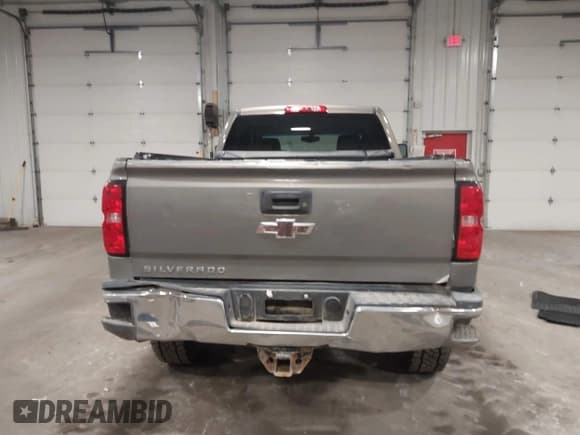✅ 2017 Chevrolet Silverado 2500HD Work Truck • VIN: 1GC1KUEG0HF128856 • Lot: 42046701. Listed on IAAI with 200,705 mi. Free auction sales archive from the USA and detailed vehicle history report at DreamBid. Image 17.