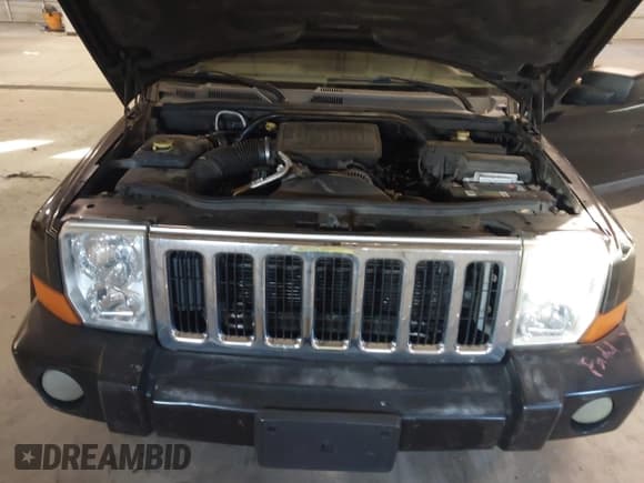 ✅ 2006 Jeep Commander • VIN: 1J8HH48N46C145951 • Лот: 41015119. Опубликован ранее на IAAI с пробегом 201 018 миль. Бесплатный доступ к архиву аукционных продаж из США и подробный отчёт об истории автомобиля на DreamBid. Изображение 10.