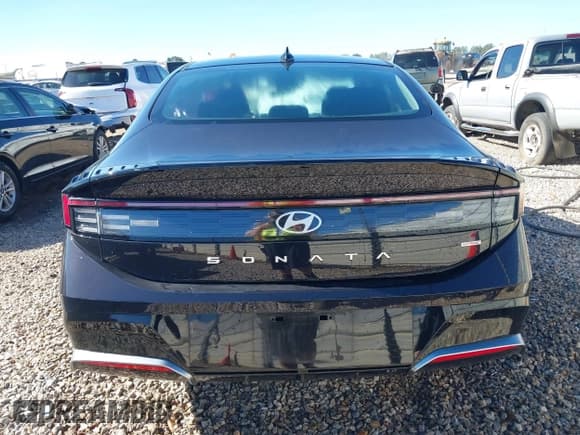 ✅ 2025 Hyundai Sonata SEL • VIN: KMHL64JA1SA443194 • Лот: 43605153. Опубликован ранее на IAAI с пробегом 20 543 миль. Бесплатный доступ к архиву аукционных продаж из США и подробный отчёт об истории автомобиля на DreamBid. Изображение 16.