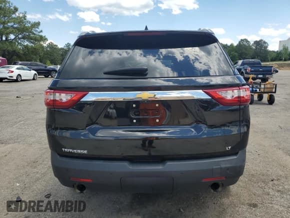 ✅ 2018 Chevrolet Traverse LT • VIN: 1GNERHKW0JJ205073 • Lot: 55498655. Wystawiony na Copart z przebiegiem Nie podano. Bezpłatny archiwum sprzedaży aukcyjnych z USA i szczegółowy raport historii pojazdu na DreamBid. Zdjęcie 6.