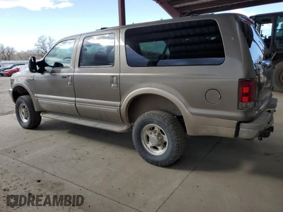 ✅ 2002 Ford Excursion Limited • VIN: 1FMSU43F22ED07806 • Lot: 52609545. Wystawiony na Copart z przebiegiem 511 068 mil. Bezpłatny archiwum sprzedaży aukcyjnych z USA i szczegółowy raport historii pojazdu na DreamBid. Zdjęcie 2.
