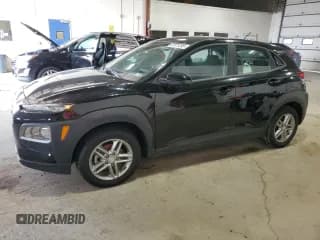 ✅ 2019 Hyundai Kona SE • VIN: KM8K12AAXKU208418 • Лот: 67071285. Опубликован ранее на Copart с пробегом 42 809 миль. Бесплатный доступ к архиву аукционных продаж из США и подробный отчёт об истории автомобиля на DreamBid. Изображение 1.