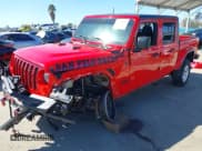 ✅ 2022 Jeep Gladiator Willys Sport • VIN: 1C6HJTAG0NL180848 • Lot: 41778129. Wystawiony na IAAI z przebiegiem Nie podano. Bezpłatny archiwum sprzedaży aukcyjnych z USA i szczegółowy raport historii pojazdu na DreamBid. Zdjęcie 23.