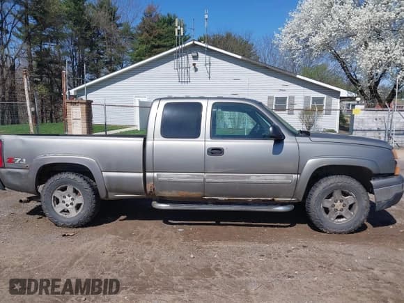 ✅ 2007 Chevrolet Silverado 1500 Work Truck • VIN: 1GCEK19Z07E117808 • Lot: 41968153. Listed on IAAI with 152,165 mi. Free auction sales archive from the USA and detailed vehicle history report at DreamBid. Image 13.