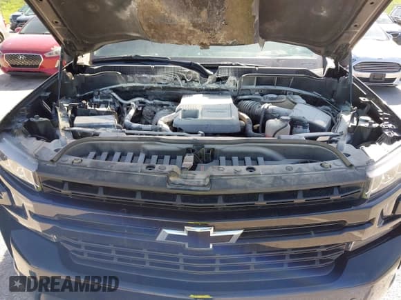 ✅ 2020 Chevrolet Silverado 1500 RST • VIN: 3GCUYEET1LG370089 • Lot: 42082115. Listed on IAAI with 57,447 mi. Free auction sales archive from the USA and detailed vehicle history report at DreamBid. Image 10.