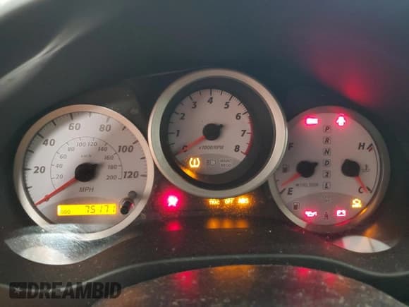 ✅ 2004 Toyota RAV4 • VIN: JTEGD20V840029970 • Lot: 63466545. Wystawiony na Copart z przebiegiem 75 171 mil. Bezpłatny archiwum sprzedaży aukcyjnych z USA i szczegółowy raport historii pojazdu na DreamBid. Zdjęcie 9.