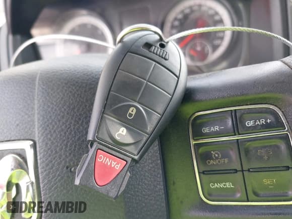 ✅ 2019 Ram 1500 Tradesman • VIN: 1C6RR6FG5KS629031 • Lot: 43515695. Wystawiony na IAAI z przebiegiem 124 692 mil. Bezpłatny archiwum sprzedaży aukcyjnych z USA i szczegółowy raport historii pojazdu na DreamBid. Zdjęcie 11.