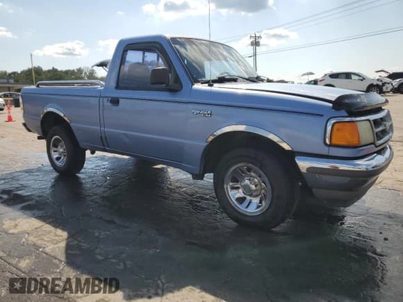 ✅ 1997 Ford Ranger XLT • VIN: 1FTCR10A2VUC00573 • Lot: 69475215. Listed on Copart with 201,552 mi. Free auction sales archive from the USA and detailed vehicle history report at DreamBid. Image 4.
