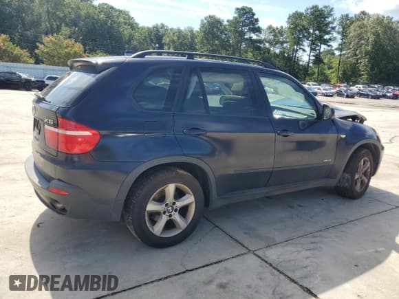 ✅ 2009 BMW X5 30i • VIN: 5UXFE43549L268957 • Лот: 68679335. Опубликован ранее на Copart с пробегом 228 632 миль. Бесплатный доступ к архиву аукционных продаж из США и подробный отчёт об истории автомобиля на DreamBid. Изображение 3.