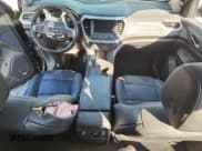 ✅ 2017 GMC Acadia SLT • VIN: 1GKKNULS2HZ323654 • Lot: 84941165. Wystawiony na Copart z przebiegiem 131 905 mil. Bezpłatny archiwum sprzedaży aukcyjnych z USA i szczegółowy raport historii pojazdu na DreamBid. Zdjęcie 8.