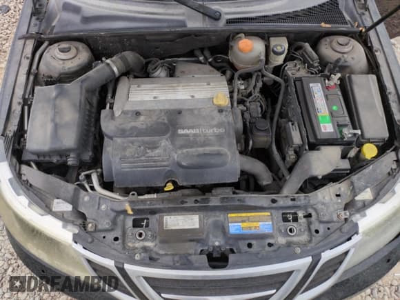 ✅ 2010 Saab 9-3 • VIN: YS3FA4CY1A1609280 • Lot: 69074585. Wystawiony na Copart z przebiegiem 167 231 mil. Bezpłatny archiwum sprzedaży aukcyjnych z USA i szczegółowy raport historii pojazdu na DreamBid. Zdjęcie 11.