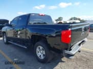 ✅ 2018 Chevrolet Silverado 1500 LT • VIN: 3GCPCREC9JG613213 • Lot: 43462577. Wystawiony na IAAI z przebiegiem 63 389 mil. Bezpłatny archiwum sprzedaży aukcyjnych z USA i szczegółowy raport historii pojazdu na DreamBid. Zdjęcie 3.