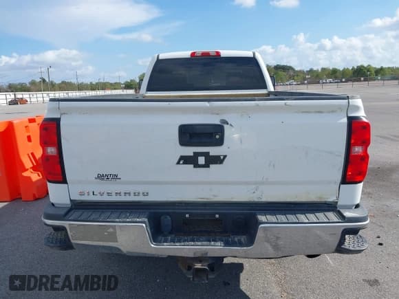 ✅ 2019 Chevrolet Silverado 2500HD Work Truck • VIN: 1GC1CREG5KF254714 • Лот: 43803438. Опубликован ранее на IAAI с пробегом 298 665 миль. Бесплатный доступ к архиву аукционных продаж из США и подробный отчёт об истории автомобиля на DreamBid. Изображение 16.