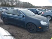 ✅ 2006 Volkswagen Jetta 2.5L • VIN: 3VWSG71K46M831887 • Лот: 41627363. Опубликован ранее на IAAI с пробегом 128 796 миль. Бесплатный доступ к архиву аукционных продаж из США и подробный отчёт об истории автомобиля на DreamBid. Изображение 1.