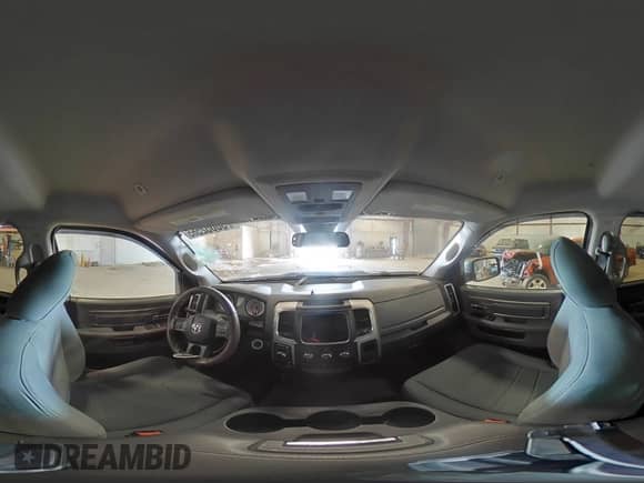 2018 Ram 1500 SLT z VIN 1C6RR7GT0JS144408, wystawiony jako Copart lot #50652565 z przebiegiem Nie podano mil oraz Czysty tytuł • Clean title. Historia ofert i sprzedaży dostępna na DreamBid. Obrazek 13.