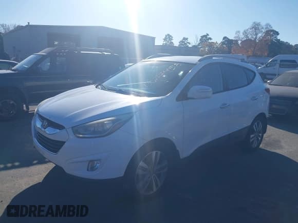 ✅ 2015 Hyundai Tucson Limited • VIN: KM8JUCAG1FU088009 • Lot: 43677458. Wystawiony na IAAI z przebiegiem 168 488 mil. Bezpłatny archiwum sprzedaży aukcyjnych z USA i szczegółowy raport historii pojazdu na DreamBid. Zdjęcie 2.