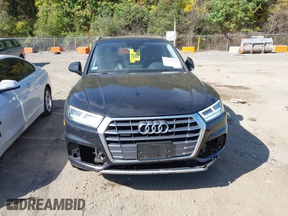 ✅ 2020 Audi Q5 Premium Plus • VIN: WA1BNAFY9L2058818 • Lot: 43354232. Wystawiony na IAAI z przebiegiem 116 604 mil. Bezpłatny archiwum sprzedaży aukcyjnych z USA i szczegółowy raport historii pojazdu na DreamBid. Zdjęcie 12.