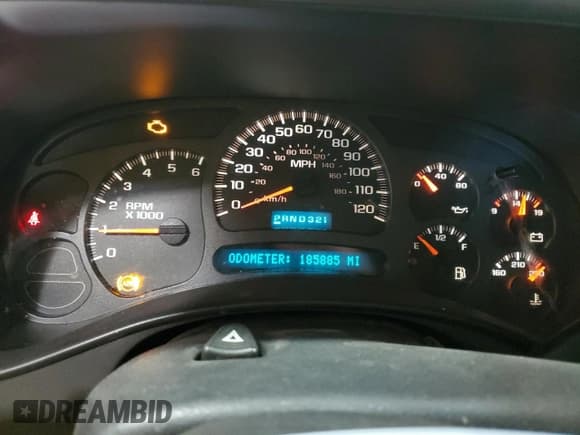 ✅ 2004 Chevrolet Silverado 1500 LS • VIN: 2GCEK13T941302313 • Lot: 43165525. Wystawiony na Copart z przebiegiem 185 885 mil. Bezpłatny archiwum sprzedaży aukcyjnych z USA i szczegółowy raport historii pojazdu na DreamBid. Zdjęcie 9.