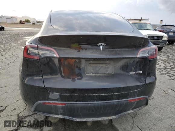✅ 2022 Tesla Model Y Performance • VIN: 7SAYGDEF7NF484490 • Lot: 86509665. Listed on Copart with 135,826 mi. Free auction sales archive from the USA and detailed vehicle history report at DreamBid. Image 6.
