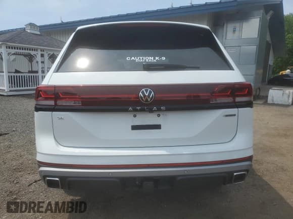 ✅ 2025 Volkswagen Atlas 2.0T Peak Edition • VIN: 1V2CR2CA5SC516888 • Лот: 59567345. Опубликован ранее на Copart с пробегом 2 992 миль. Бесплатный доступ к архиву аукционных продаж из США и подробный отчёт об истории автомобиля на DreamBid. Изображение 6.