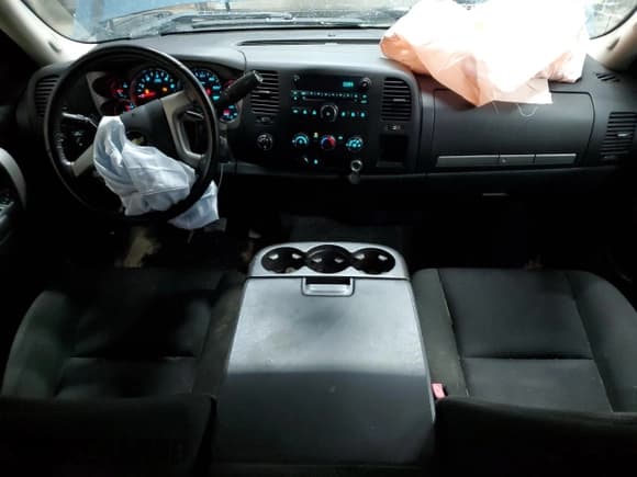 ✅ 2010 Chevrolet Silverado 1500 LT • VIN: 1GCSKSE39AZ229226 • Lot: 68721984. Listed on Copart with 107,265 mi. Free auction sales archive from the USA and detailed vehicle history report at DreamBid. Image 8.