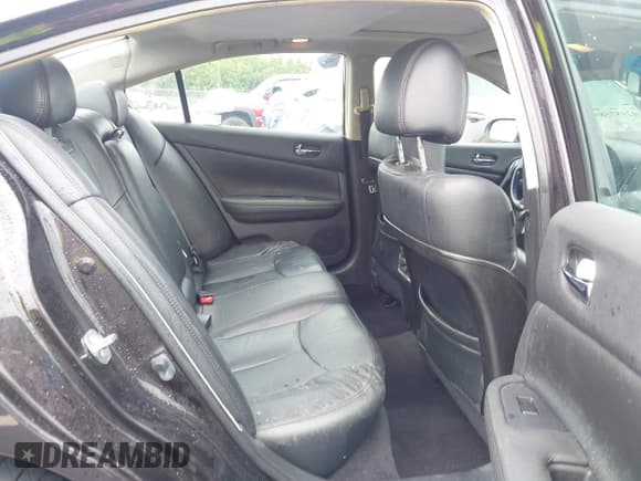 ✅ 2011 Nissan Maxima SV • VIN: 1N4AA5AP9BC832955 • Lot: 42987589. Listed on IAAI with 217,895 mi. Free auction sales archive from the USA and detailed vehicle history report at DreamBid. Image 8.