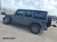 ✅ 2020 Jeep Wrangler Unlimited Sport S • VIN: 1C4HJXDN6LW182819 • Lot: 42723107. Wystawiony na IAAI z przebiegiem 62 925 mil. Bezpłatny archiwum sprzedaży aukcyjnych z USA i szczegółowy raport historii pojazdu na DreamBid. Zdjęcie 3.