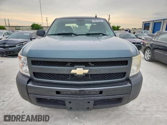 ✅ 2009 Chevrolet Silverado 1500 Work Truck • VIN: 1GCEC19XX9Z280442 • Lot: 59815795. Wystawiony na Copart z przebiegiem 154 621 mil. Bezpłatny archiwum sprzedaży aukcyjnych z USA i szczegółowy raport historii pojazdu na DreamBid. Zdjęcie 5.