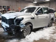 ✅ 2019 Lincoln Navigator Reserve • VIN: 5LMJJ3LTXKEL25178 • Lot: 43818096. Listed on IAAI with 115,997 mi. Free auction sales archive from the USA and detailed vehicle history report at DreamBid. Image 2.