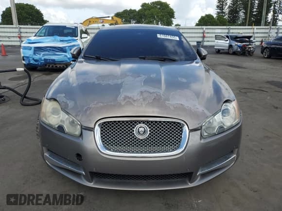 ✅ 2010 Jaguar XF Supercharged • VIN: SAJWA0HE7AMR65361 • Lot: 61667455. Wystawiony na Copart z przebiegiem 110 414 mil. Bezpłatny archiwum sprzedaży aukcyjnych z USA i szczegółowy raport historii pojazdu na DreamBid. Zdjęcie 5.
