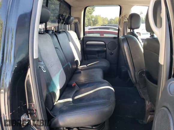 ✅ 2005 Dodge 1500 SLT • VIN: 1D7HU18D55S258603 • Лот: 70768634. Опубликован ранее на Copart с пробегом 216 562 миль. Бесплатный доступ к архиву аукционных продаж из США и подробный отчёт об истории автомобиля на DreamBid. Изображение 10.