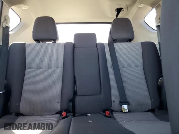 ✅ 2014 Toyota RAV4 LE • VIN: 2T3ZFREV9EW125645 • Lot: 89487995. Listed on Copart with 148,382 mi. Free auction sales archive from the USA and detailed vehicle history report at DreamBid. Image 10.