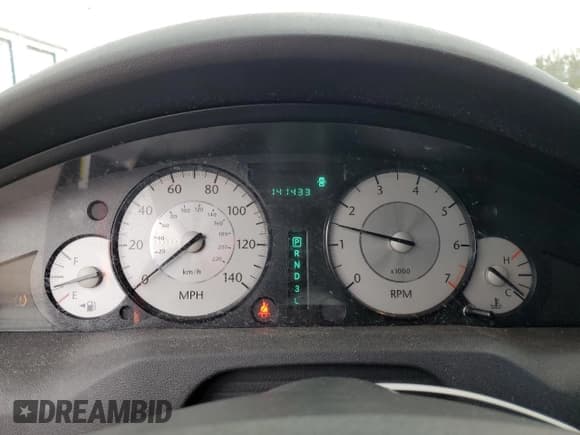 ✅ 2008 Chrysler 300 LX • VIN: 2C3KA43R78H313260 • Lot: 90516035. Listed on Copart with 141,433 mi. Free auction sales archive from the USA and detailed vehicle history report at DreamBid. Image 9.