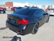 ✅ 2018 BMW 3 Series 340i xDrive • VIN: WBA8B7C5XJA577138 • Lot: 41402332. Listed on IAAI with 62,344 mi. Free auction sales archive from the USA and detailed vehicle history report at DreamBid. Image 4.