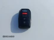 ✅ 2024 Toyota Corolla SE • VIN: 5YFP4MCE4RP202215 • Лот: 43491817. Опубликован ранее на IAAI с пробегом 6 803 миль. Бесплатный доступ к архиву аукционных продаж из США и подробный отчёт об истории автомобиля на DreamBid. Изображение 11.