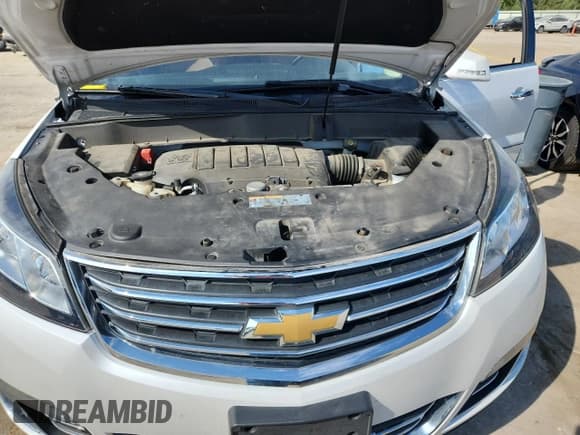 ✅ 2017 Chevrolet Traverse Premier • VIN: 1GNKVJKDXHJ318883 • Lot: 70765225. Wystawiony na Copart z przebiegiem 148 722 mil. Bezpłatny archiwum sprzedaży aukcyjnych z USA i szczegółowy raport historii pojazdu na DreamBid. Zdjęcie 11.