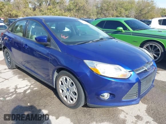✅ 2012 Ford Focus SE • VIN: 1FAHP3F24CL249256 • Lot: 43852219. Wystawiony na IAAI z przebiegiem 120 387 mil. Bezpłatny archiwum sprzedaży aukcyjnych z USA i szczegółowy raport historii pojazdu na DreamBid. Zdjęcie 1.