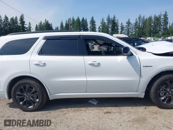✅ 2024 Dodge Durango R/T Plus • VIN: 1C4SDJCT6RC222370 • Lot: 42559660. Wystawiony na IAAI z przebiegiem 5 831 mil. Bezpłatny archiwum sprzedaży aukcyjnych z USA i szczegółowy raport historii pojazdu na DreamBid. Zdjęcie 12.