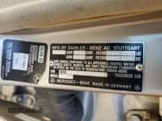 ✅ 1988 Mercedes-Benz 560 • VIN: WDBCA39D2JA367347 • Lot: 63639515. Wystawiony na Copart z przebiegiem 167 541 mil. Bezpłatny archiwum sprzedaży aukcyjnych z USA i szczegółowy raport historii pojazdu na DreamBid. Zdjęcie 12.