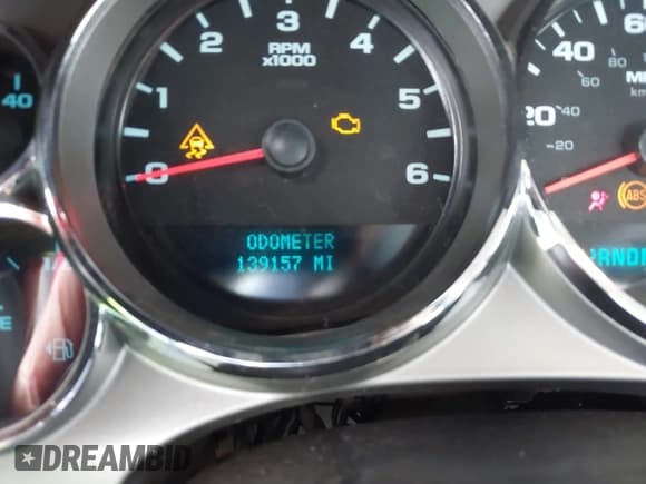 ✅ 2011 Chevrolet Silverado 2500HD Work Truck • VIN: 1GC0CVCG8BF215168 • Lot: 42391506. Wystawiony na IAAI z przebiegiem 139 157 mil. Bezpłatny archiwum sprzedaży aukcyjnych z USA i szczegółowy raport historii pojazdu na DreamBid. Zdjęcie 7.