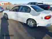 ✅ 2001 Chevrolet Malibu LS • VIN: 1G1NE52J116183636 • Lot: 41524897. Wystawiony na IAAI z przebiegiem 184 881 mil mil. Skorzystaj z bezpłatnego archiwum sprzedaży aukcyjnych z USA i zobacz szczegółowy raport historii pojazdu na DreamBid. Zdjęcie 3.