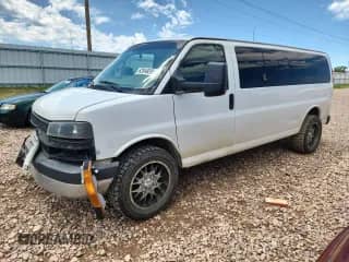 2016 Chevrolet Express Passenger LT с VIN 1GAZGPFG4G1284780, выставлен на аукционе Copart как лот 62849285 с пробегом 261 626 миль миль и Списание • Salvage title. История ставок и продаж доступна на DreamBid. Изображение 1.